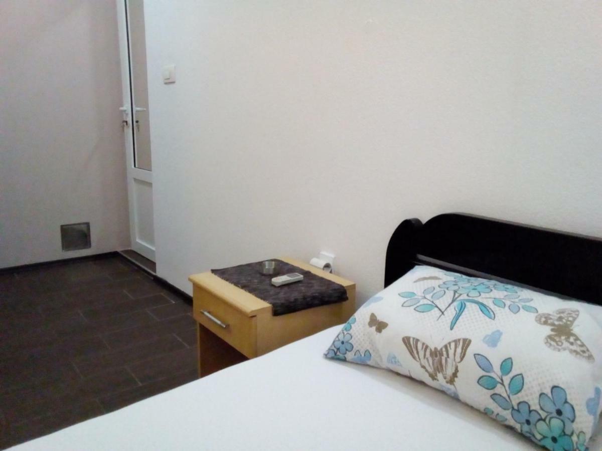 Apartments Grubor 布德瓦 外观 照片